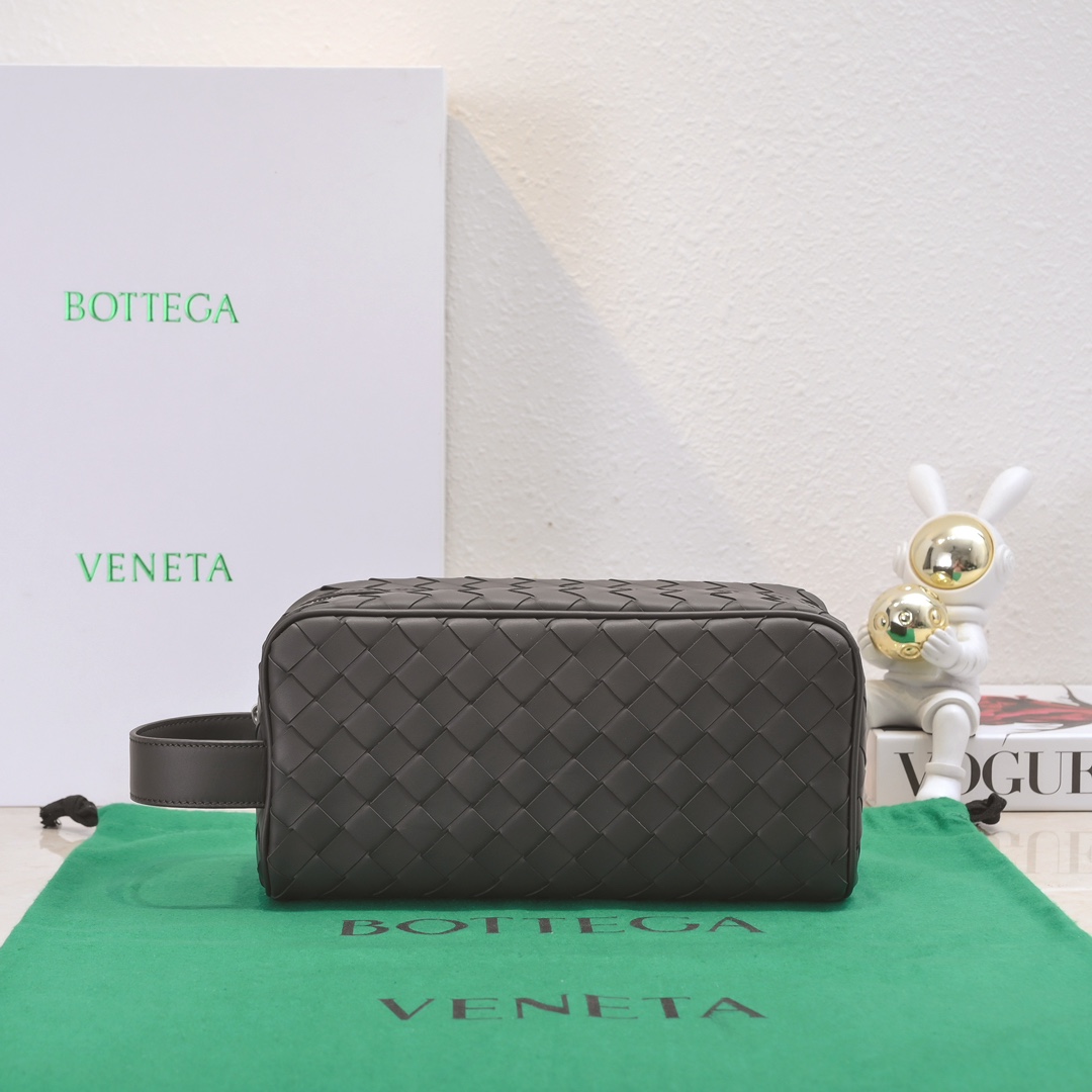 Bottega Veneta Cosmetic Bags